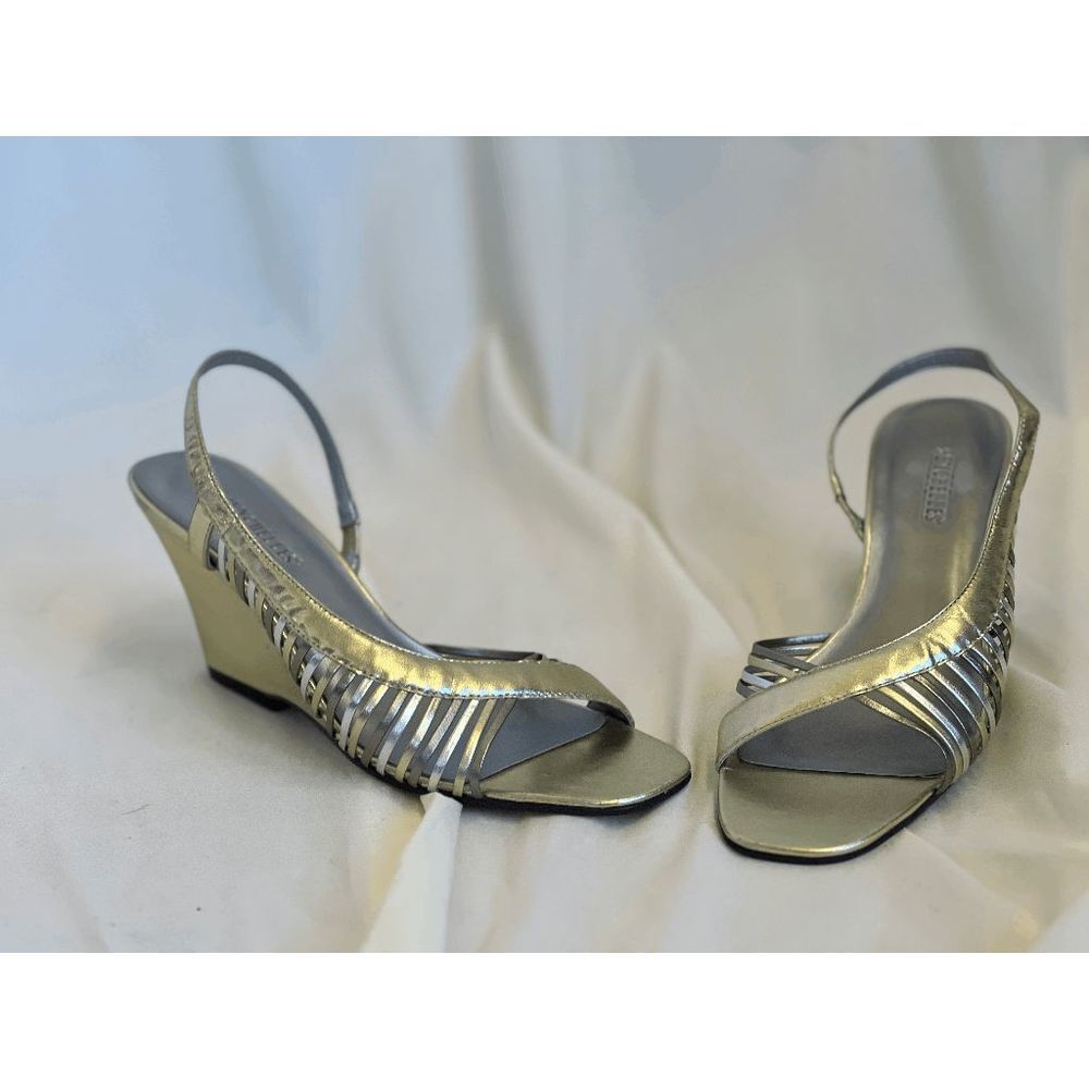 New Seychelles Women's Strappy Wedge Sandals Metallic Silver Size 6.5